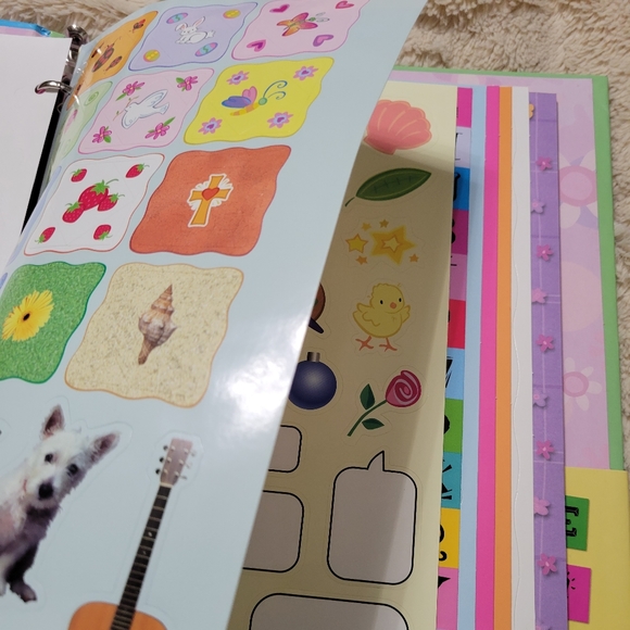 Scrapbook Kit with instruction idea booklet, paper, stickers and more NWT - Picture 6 of 12